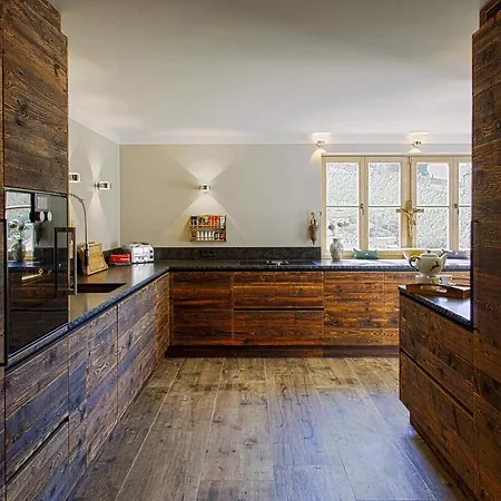 Villa Ski In - Ski Out Chalet Roemerweg *